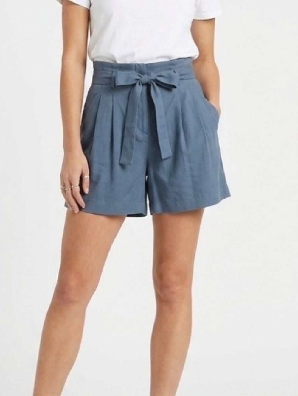NWOT Harve Bernard Shorts Women Minimal Coastal Travel Euro Lyocell Tie Sz L